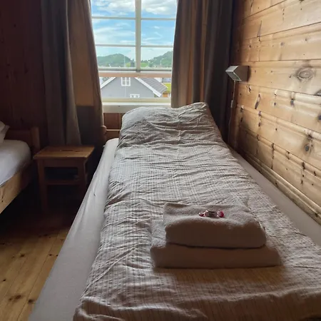 Vagen Fjordbuer - Snekkerbua