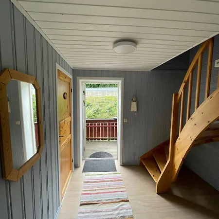 Vagen Fjordbuer - Snekkerbua *